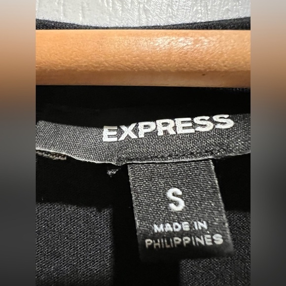 Express fit and flare flutter sleeve black cotton dress size small. - Picture 3 of 5